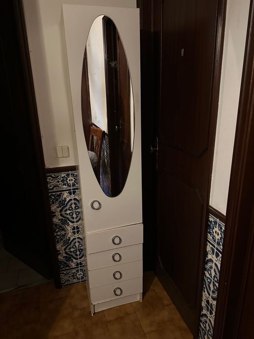 Armário casa de banho