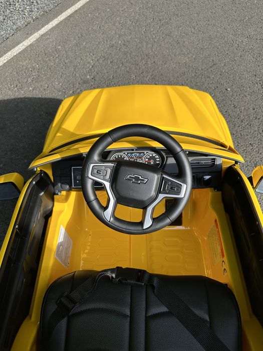 На акумуляторі Дитячий електромобіль Chevrolet Детский електромобиль