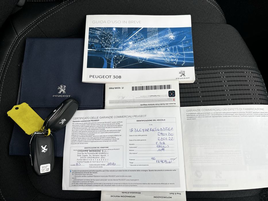 Продам Пежо 308 2019 року ( куплений і експлуатація 2020 року)