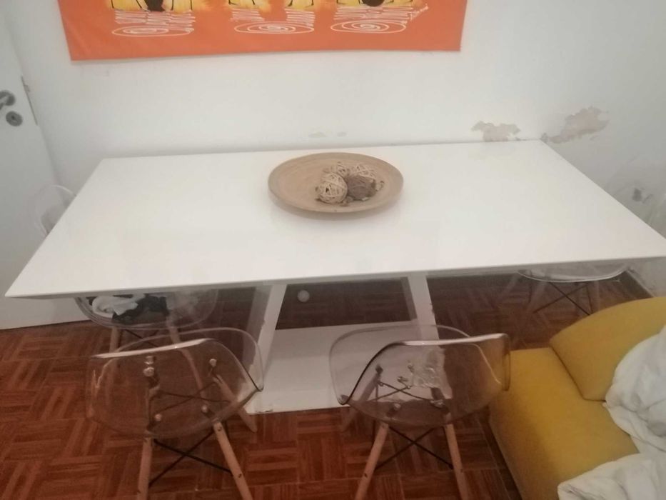 Mesa de jantar branco