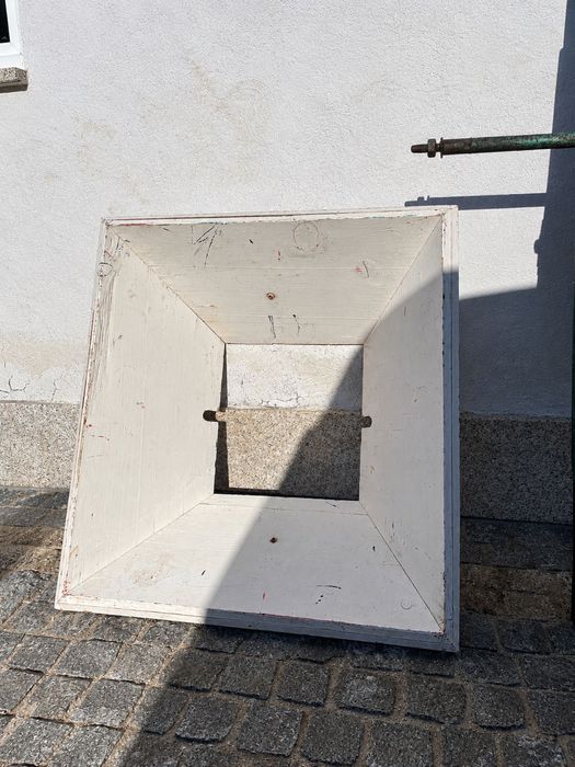 Máquina de moer uva manual