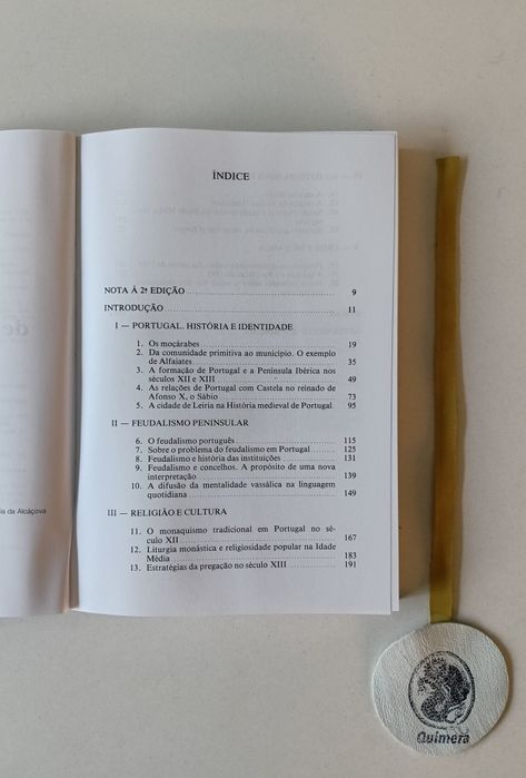 Fragmentos de uma composição medieval