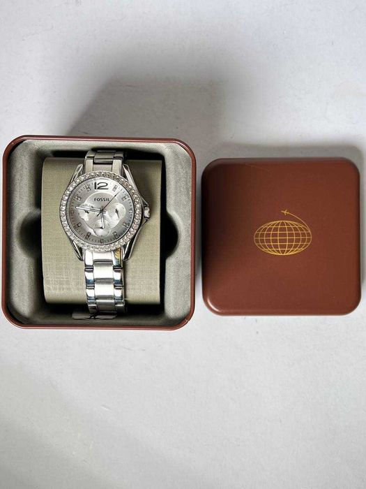 Часы Fossil Riley ES3202