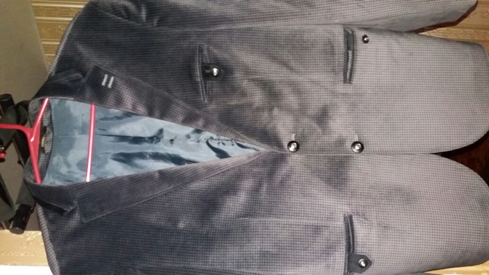 Піджак,чоловічий,на 50розмір