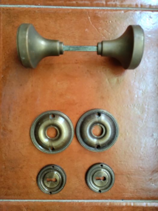 Interior Door Handle449690964958259202