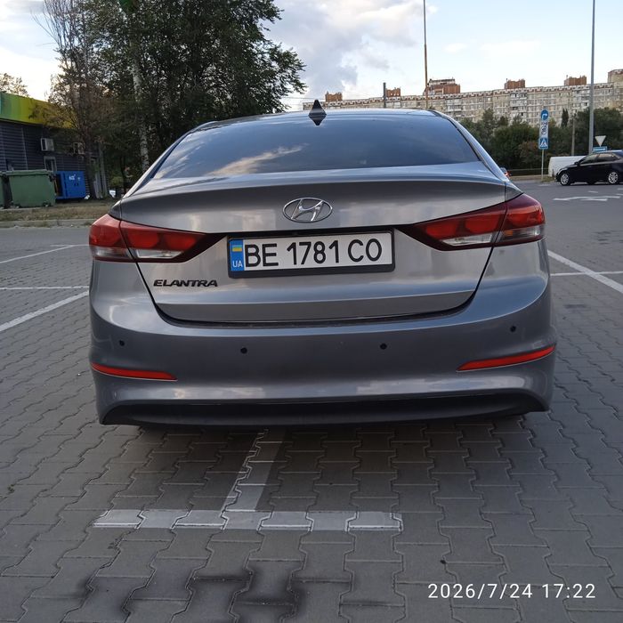Hyundai Elantra!!