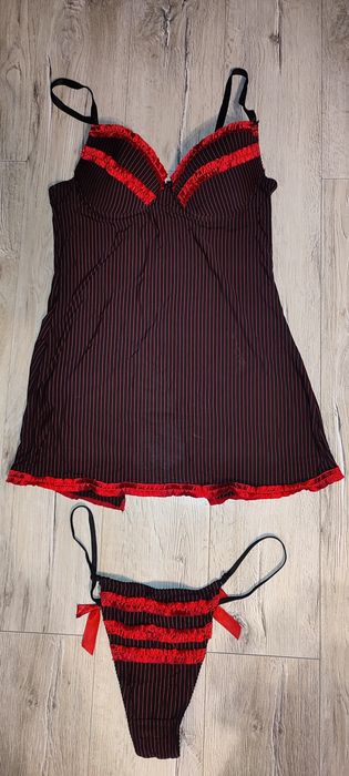 Piękny Nowy komplet nocny rozm S-M.