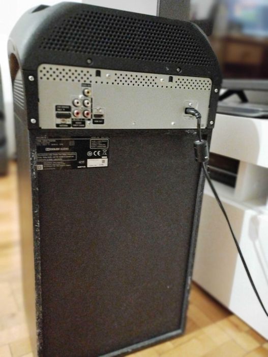 Głośnik przenośny Sony MHC-V21D bluetooth, radio, DVD/CD