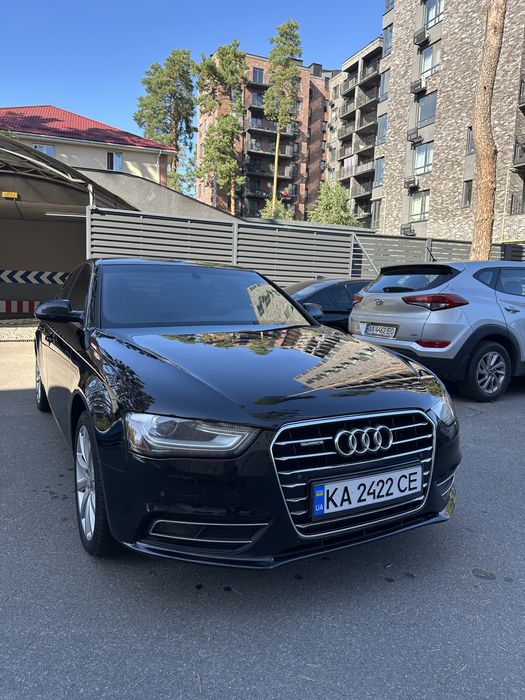 Audi A4 b8 (FL)