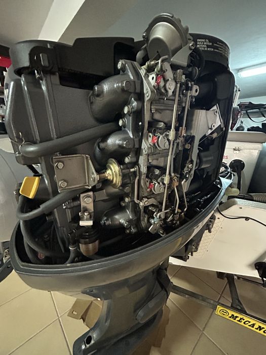 Motor Yamaha 50 CV