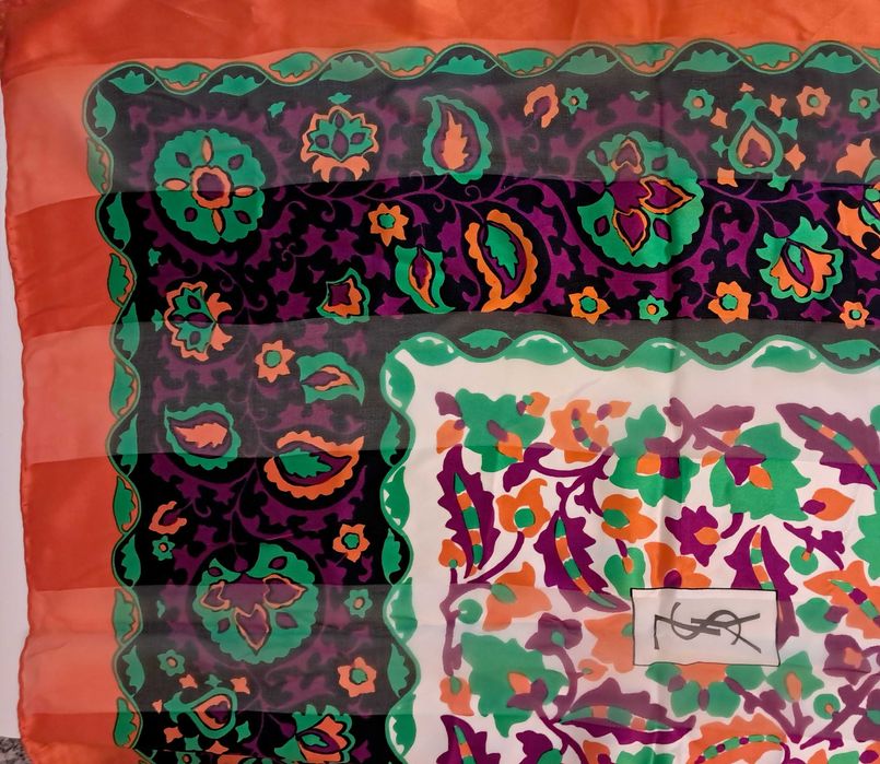 Yves Saint Laurent - Lenço de Seda Vintage