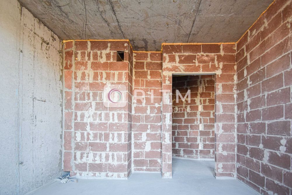 Простора 2-к квартира 64.4 м² у зданому ЖК "Варшавський Deluxe"