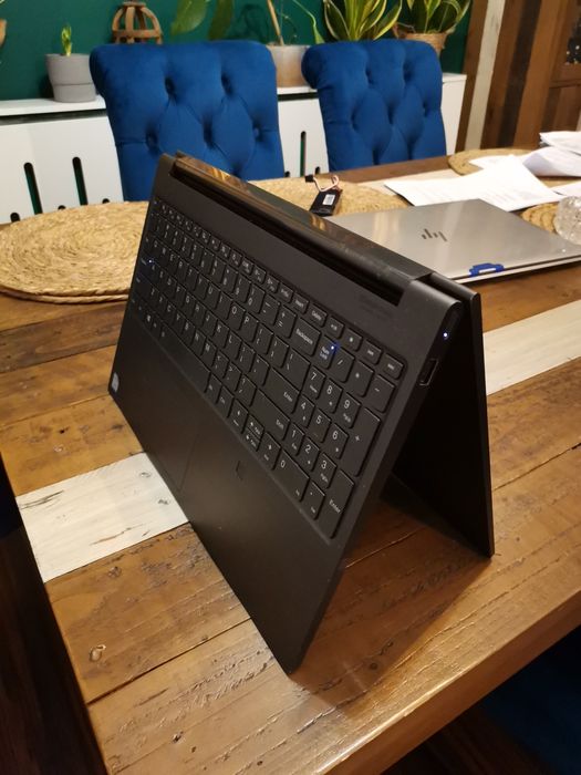 Laptop Lenovo Yoga C940