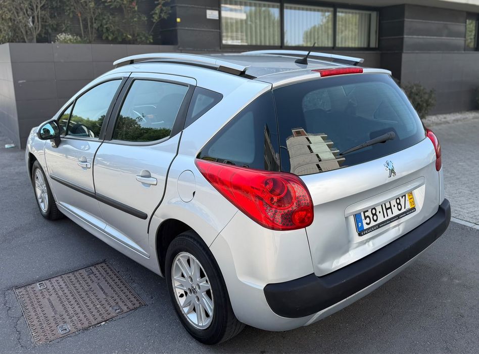 Peugeot 207 SW 1.4 gasolina
