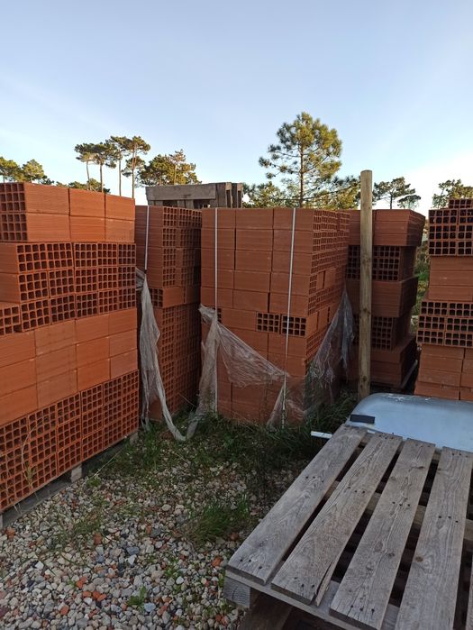 Tijolo oco simples 30x20x15 cm