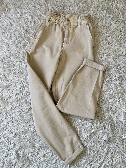 Spodnie z wysokim staniem XS 34 Pull&Bear