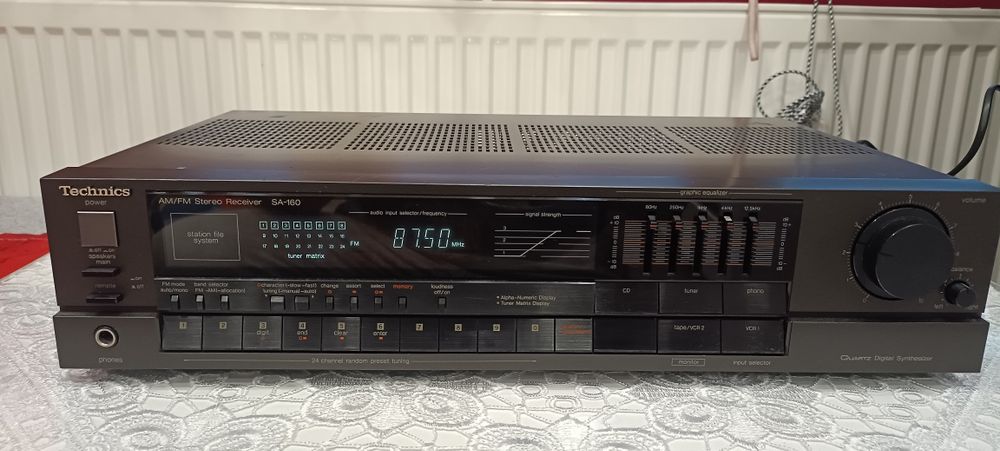 Technics  SA-160 amplituner z korektorem