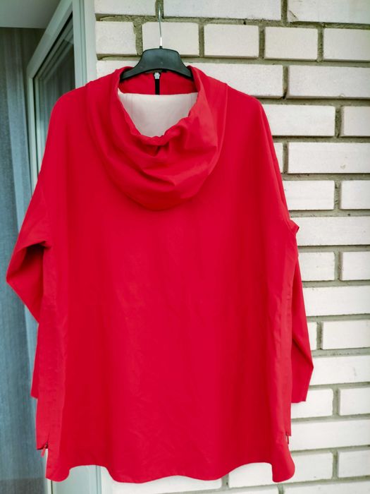 Фірмова куртка вітрівка Max Mara Weekend! Оригінал