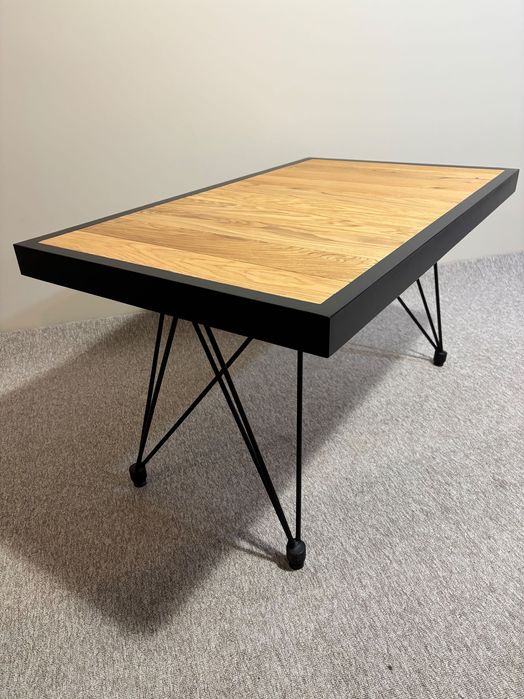 Stolik kawowy  z litej dębiny ręcznie robiony