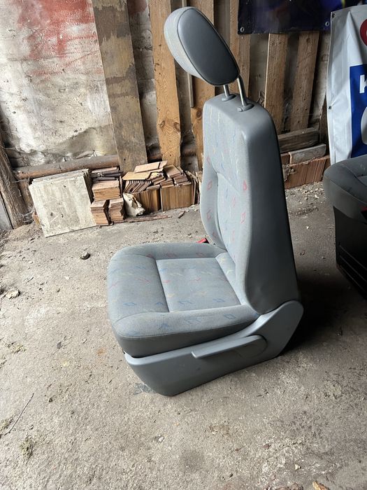 Siedzenia przód vw t5 transporter