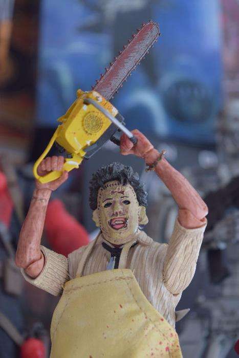 NECA Texas Chainsaw Massacre 7" Ultimate Leatherface Action Figure