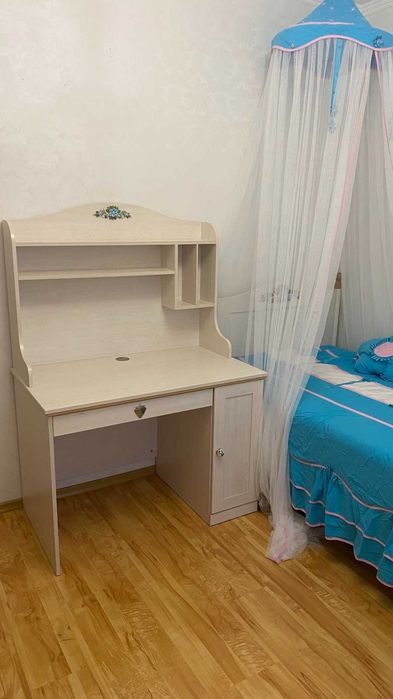Підліткові меблі турецького виробника GILEK (Флора)