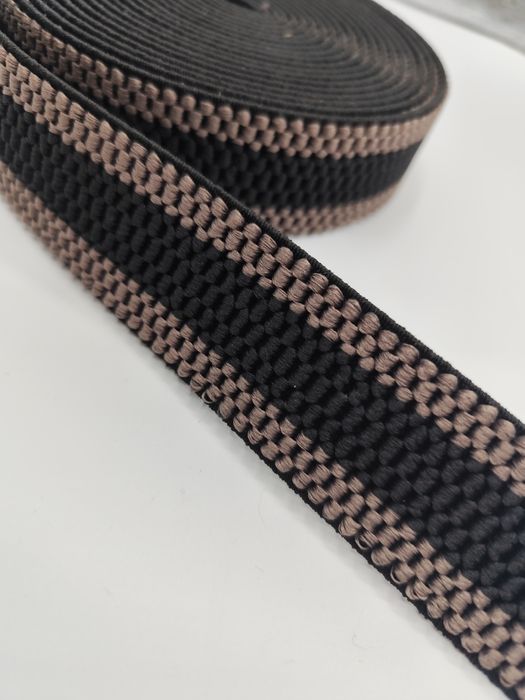 Guma szelkowa, 5 m x 4 cm. Czarno - beżowa