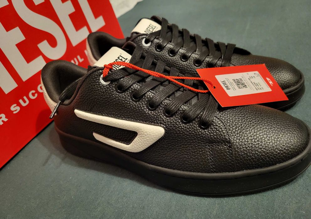 Piękne unikatowe buty Diesel S-Athene Low - rozmiar 42 - Niedostępne