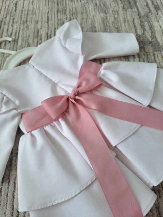 Sukienka chrzest kokardka falbanki Spell's