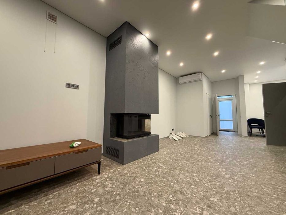 Продається Таунхаус з РЕМОНТОМ у Вовчинцях!