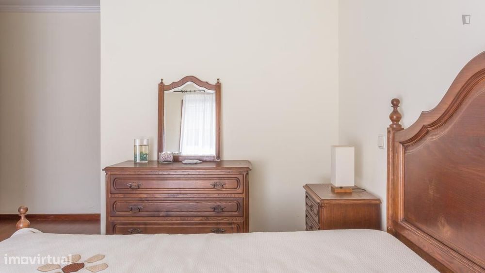 Apartamento com 2 quartos - localizado em Madalena Porto