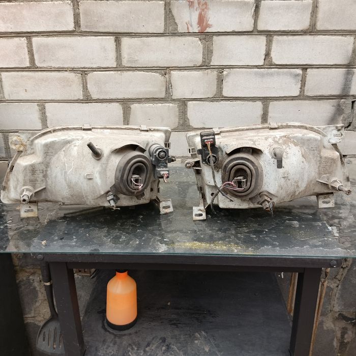 Фары передние Ford Transit 2.5 D/TD 1992-2000 (стеклянные) 2400 пара