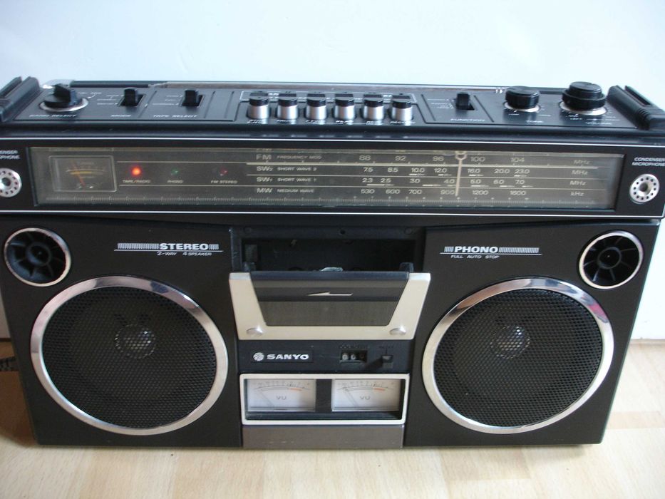Radiomagnetofon SANYO M-4500KE