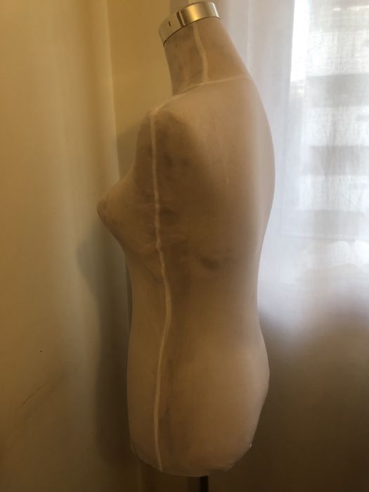 Manequim de costura feminino