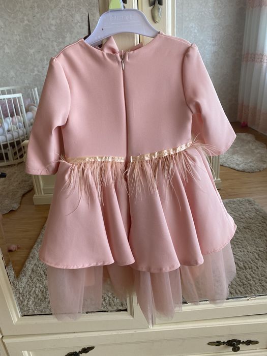 Одяг для дівчинки