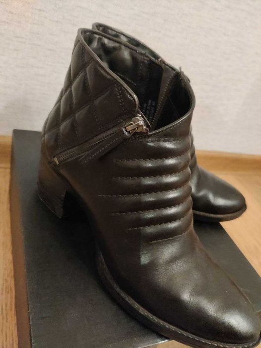 Ботинки осінні жіночі.