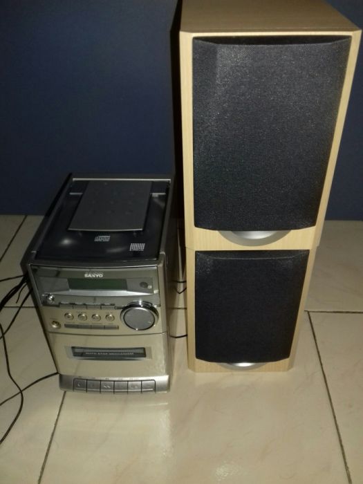 Aparelhagem Rádio CD k7 Sanyo