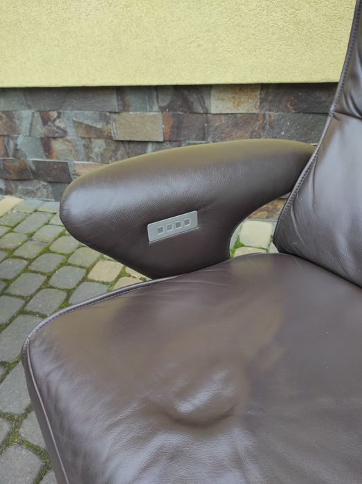 Шкіряне крісло HUKLA