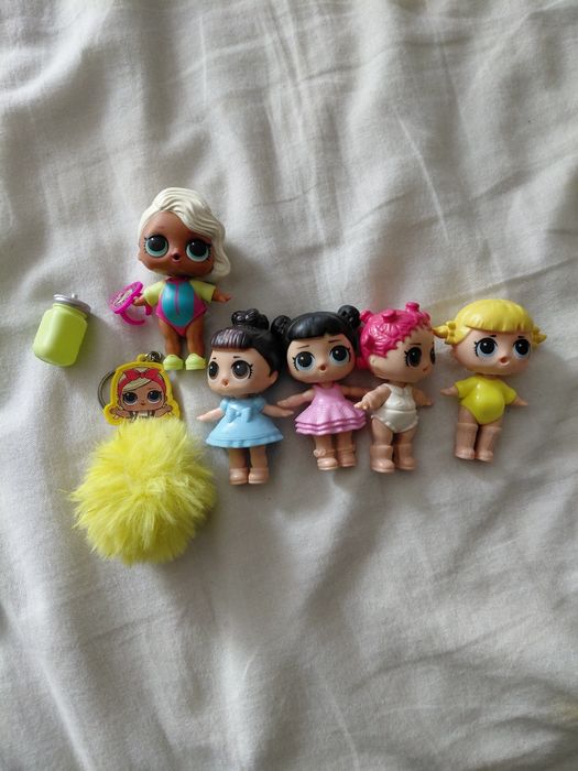 Zestaw 5 lalek LOL + breloczek