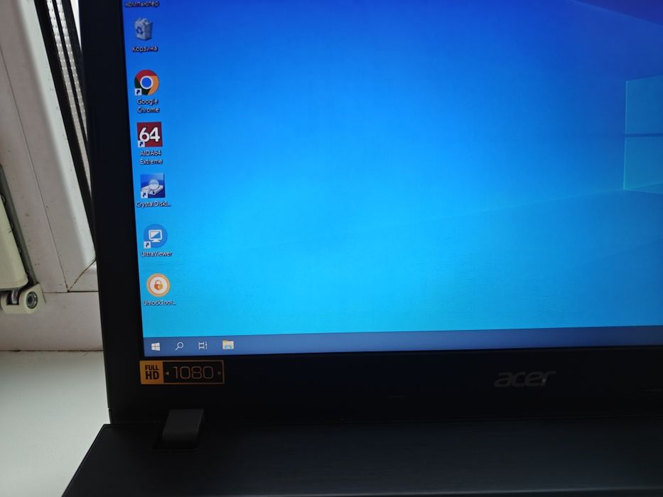 Ноутбук Acer i3 6006u 4gb ОЗУ,hdd 1tb,940mx 2gb