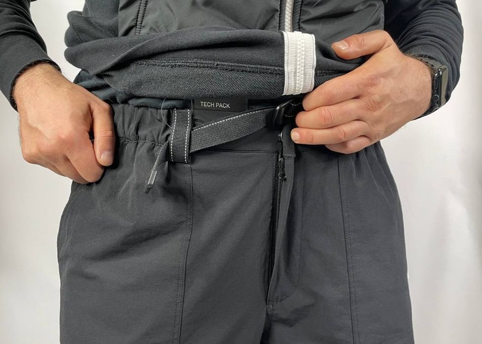 Мужские зимние спортивные штаны Nike плащевка на флисе