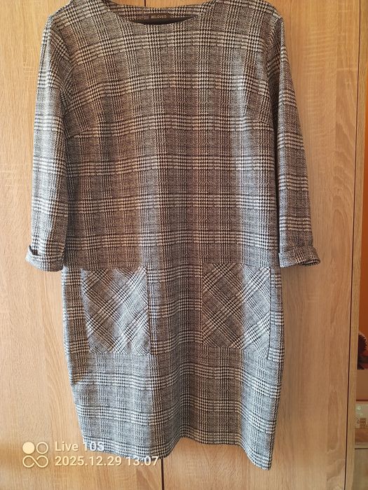 Sukienka damska rozmiar z metki  40