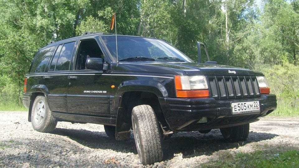 Разборка Jeep грант чероки ZJ 2.5 дизель  на МКПП шрот