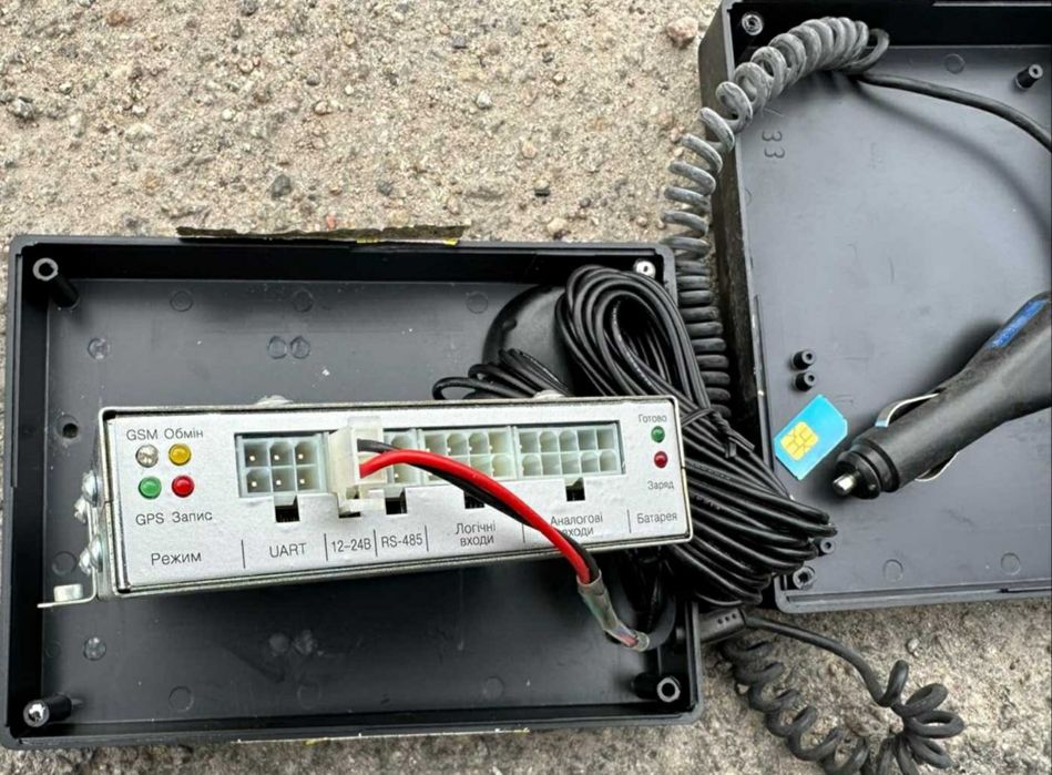 GPS трекер автомобильный