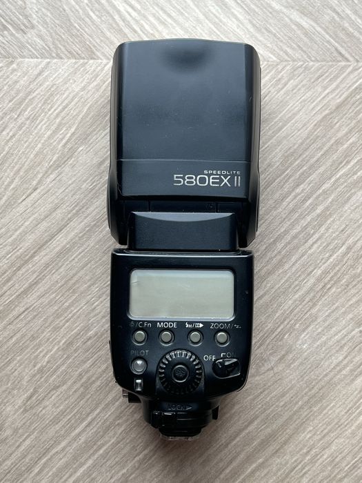 Продам спалах  Canon speedlite 580ex II