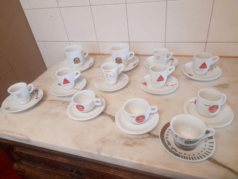 Conjunto de 12 Chávenas Delta/Outras