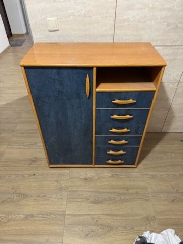 Komoda niebieska