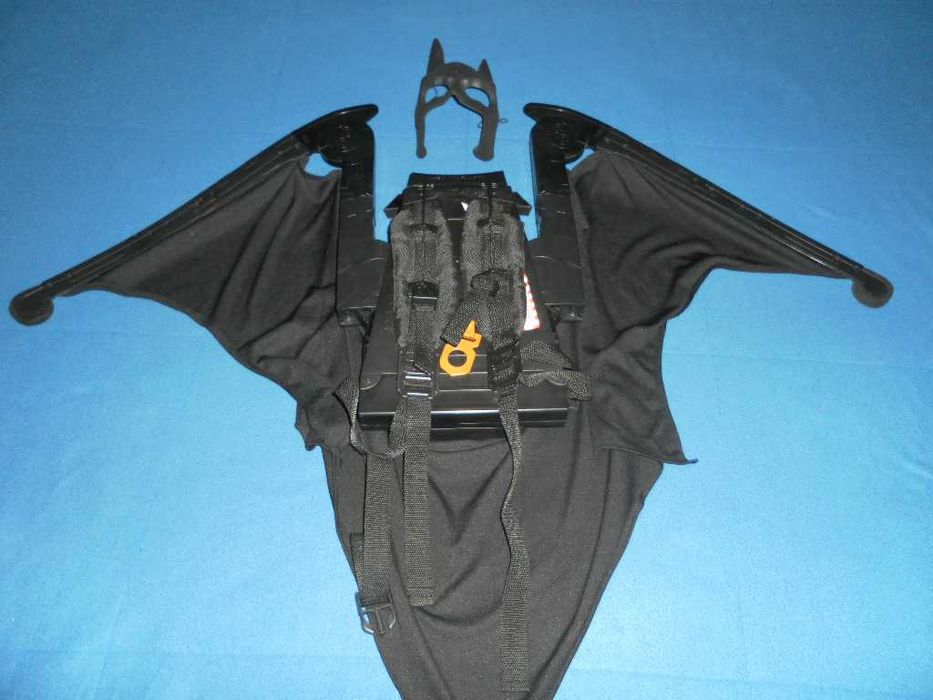 Asas e mascara carnaval Batman. (ver desconto no texto)