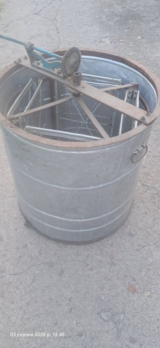 Продам кому треба