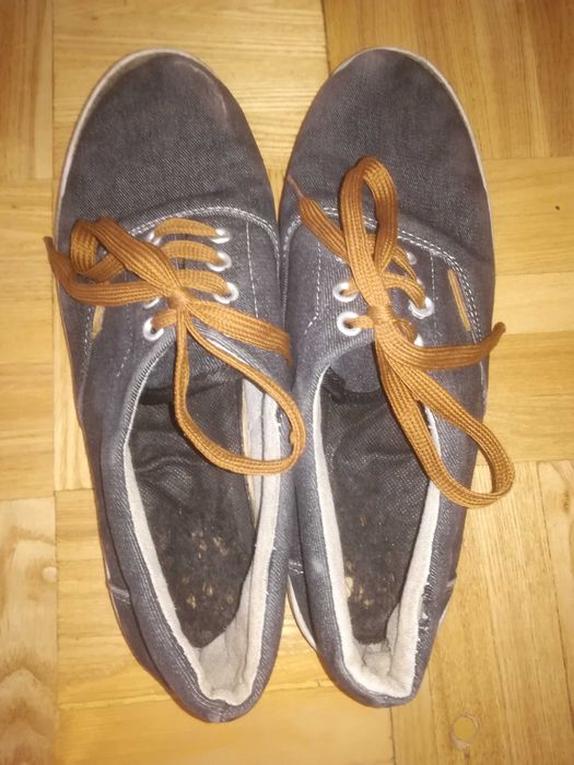Продам кеды Б/У.